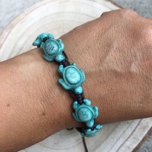 Turquoise turtle adjustable bracelet